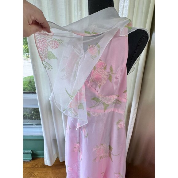 Vintage 1970s dress, pastel pink floral, capelet & train, sleeveless, open back - Picture 9 of 10